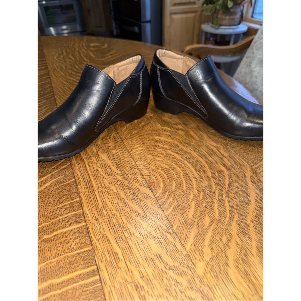 Taos Daily Women’s black leather ankle boots Size 7.5 Excellent Condition - Picture 16 of 16